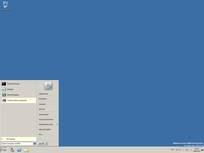 文件:WindowsServer2008R2-6.1.7100.0.winmain win7rc.090421-1700-WindowsClassic-Startmenu.png