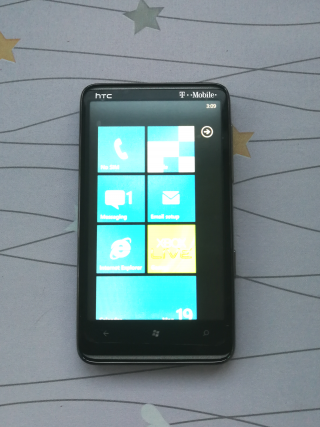 WP7-7.00.6531.WM7 Bldlab-startscreen-htc.png