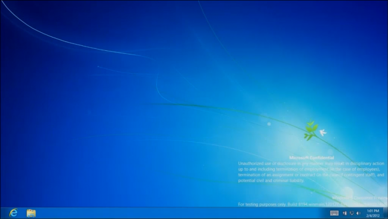文件:Windows8-6.2.8194-Desktop.png